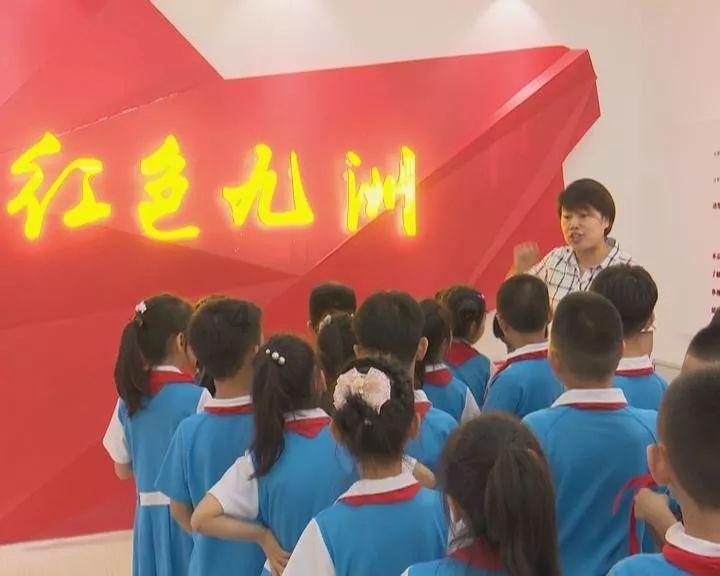 虞书欣、张彬彬二搭现偶,邓凯、经超惊喜加盟,《鲸鱼小姐》启动